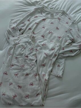Hollister Pink Bow Pajama Set (S)